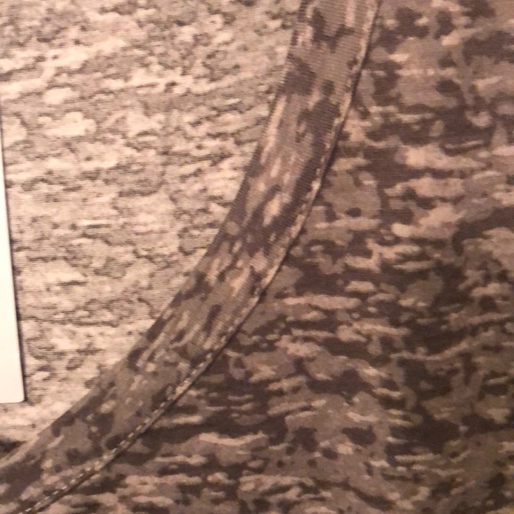 LuLaRoe Iris - Picture 5 of 8